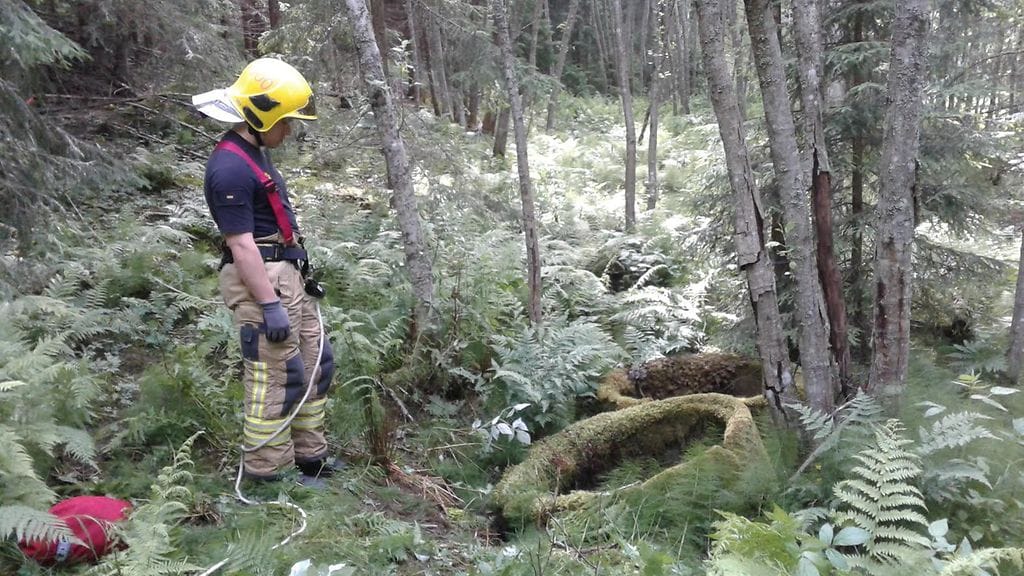 Isä ja tytär ehtivät olla kaivossa puolisen tuntia. Kuvituskuva.
