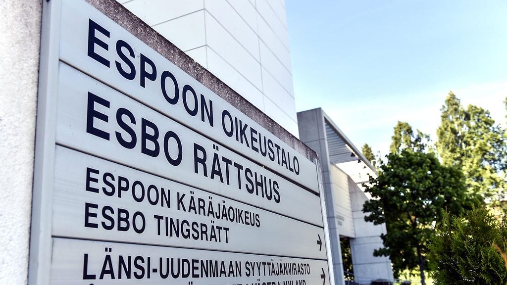 Poliisi on aiemmin kertonut, että pääepäillyt ovat kolmekymppisiä miehiä.