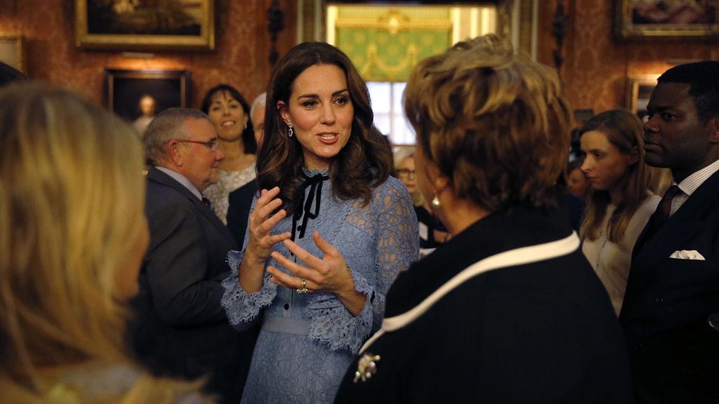 Herttuatar Catherine on kuin kuka tahansa tavallinen tallaaja.