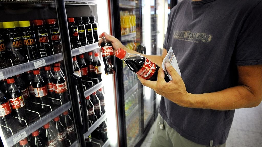 Diabetesriski suurenee jo muutaman sokerijuoman viikossa nauttivilla.