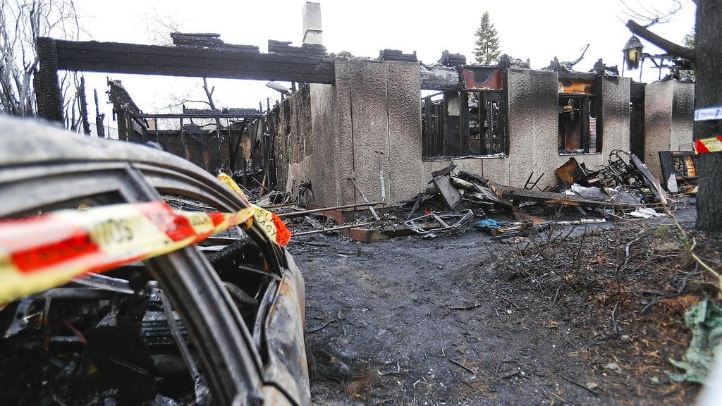 Omakotitalo tuhoutui tulipalossa täysin.