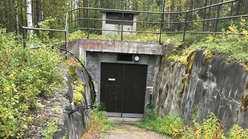 Kuva luolan sisäänkäynniltä.