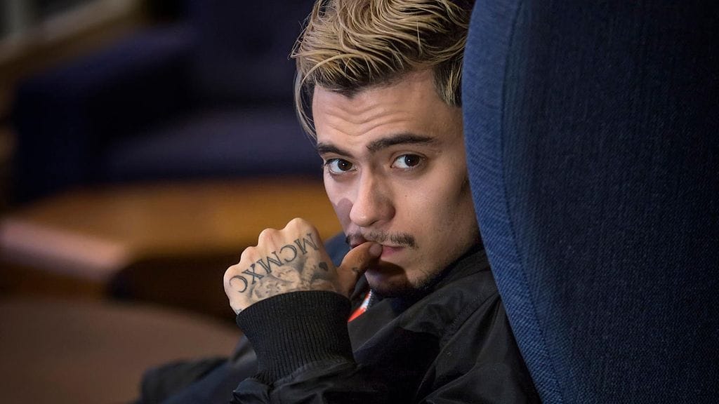 Mikael Gabrielille luettiin syytteet kolmesta rikoksesta.