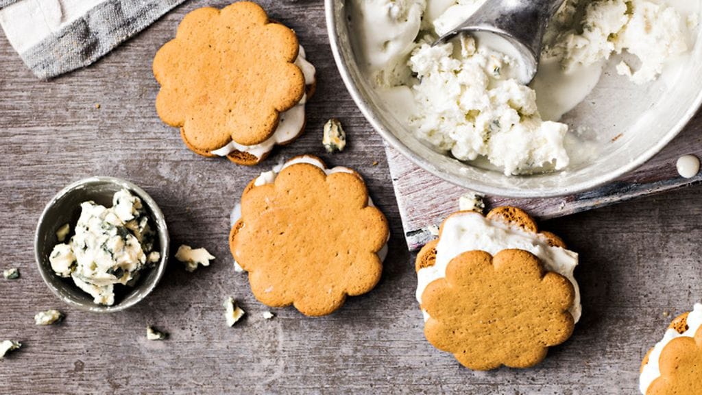 PI12_17_Sinihomejuusto-pipar