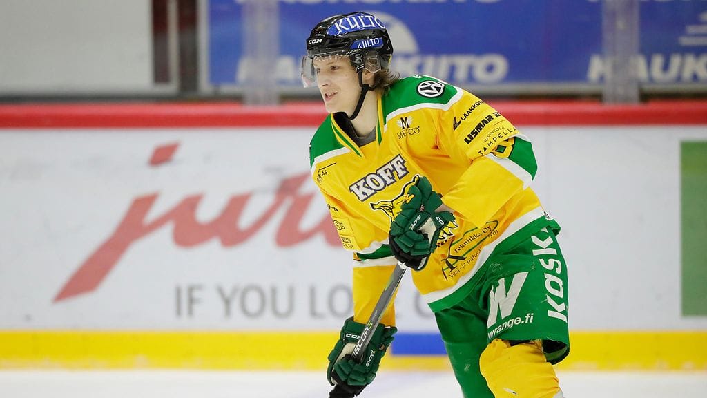 Ville Meskanen laukoi hattutempun.