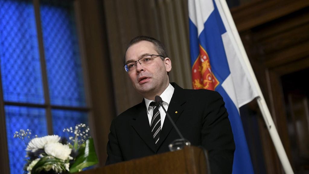 Puolustusministeri Jussi Niinistö puhui maanpuolustuskurssin avajaisissa Helsingissä maanantaina 22. tammikuuta 2018.