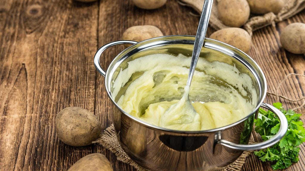 Maidon ja kerman seos, sekä joukkoon lisätyt yrtit tekevät tutusta ruoasta entistäkin maukkaamman.