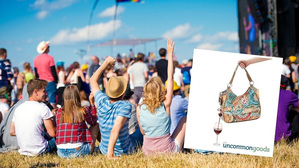 Alkoholin salakuljettaminen festareille on kesäisin kovin yleistä. Avun tarjoaa uutuuslaukku.