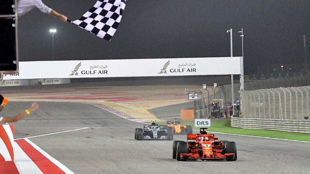 Näin lähelle Bottas jäi Bahrainin osakilpailun voitosta.