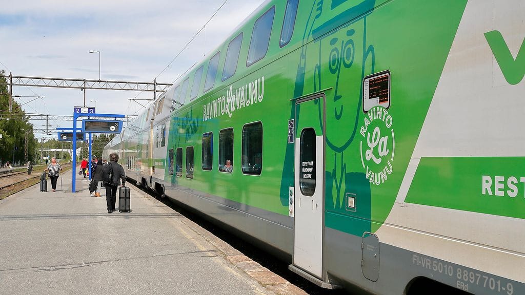 Kuopiosta Helsinkiin matkanneen junan matkustajia varoitettiin matkatavaravarkaista.