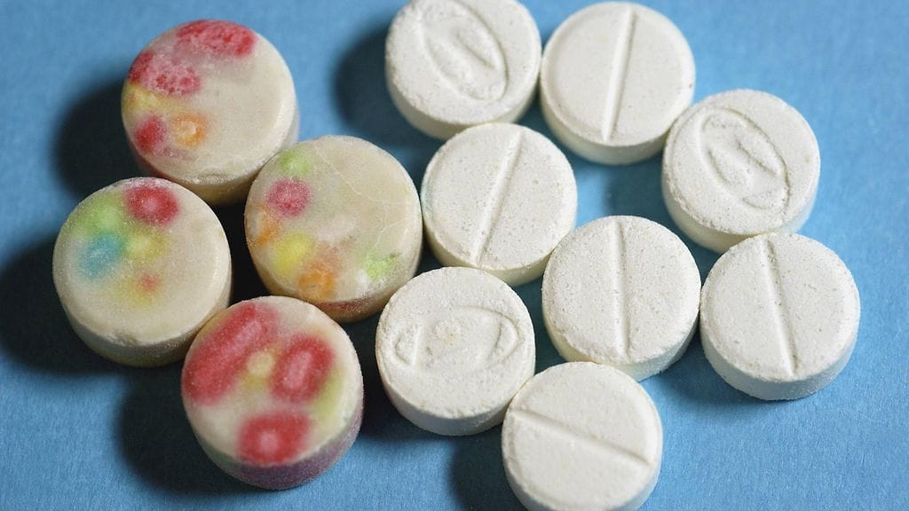 Arkistokuva ekstaasitableteista. Kuvat eivät liity poliisin tiedottamaan tapaukseen.