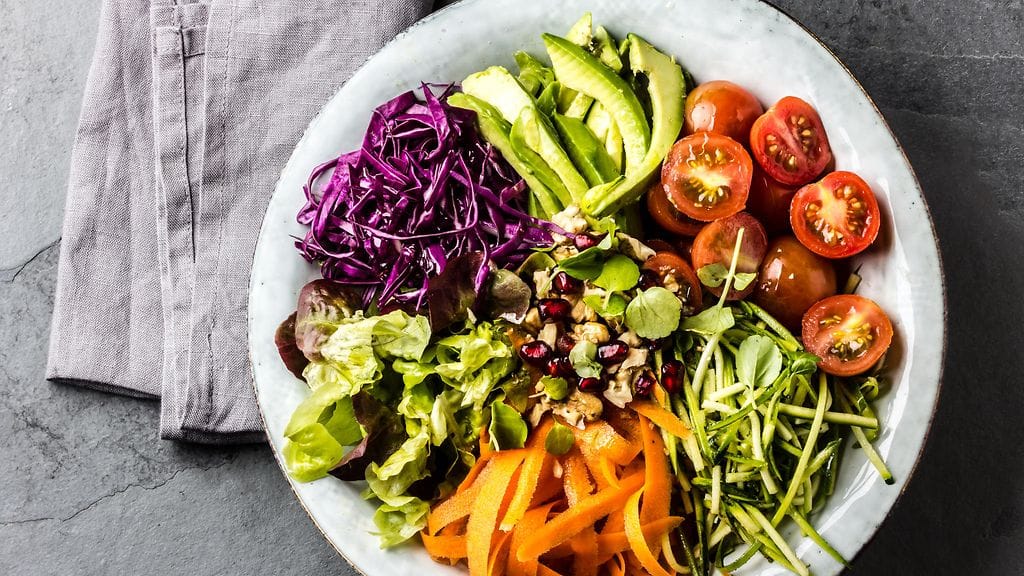 salaatti vihannekset