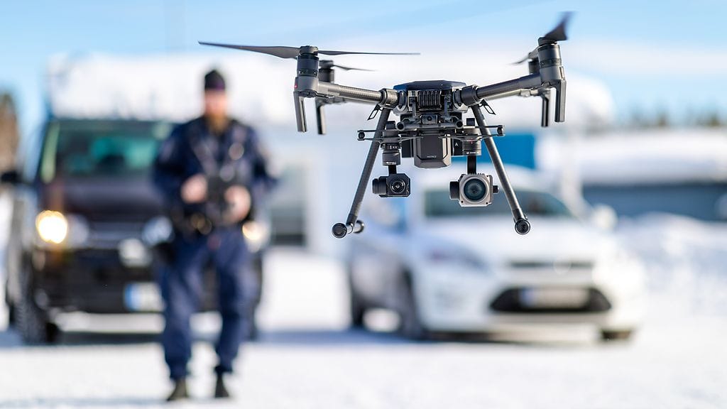 Kiteellä etsitty mies löydettiin rajavartiolaitoksen drone-lennokilla.