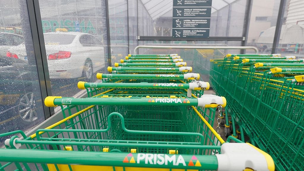 Prismoissa voi hoitaa jouluostoksia mihin aikaan vuorokaudesta tahansa.