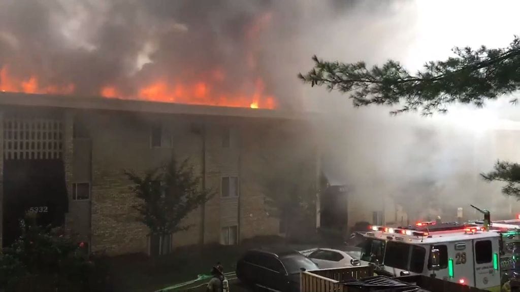 Yhdysvaltalaisnaisen suuttuminen entiselle poikaystävälleen on aihauttanut mittavat tuhot Marylandissa Yhdysvalloissa.