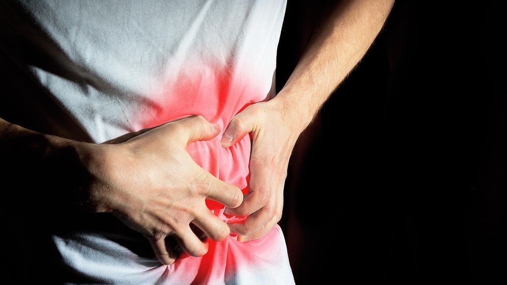 Tulehdukselliset suolistosairaudet oireilevat muun muassa vatsakipuina ja ripulina. Kuvituskuva.