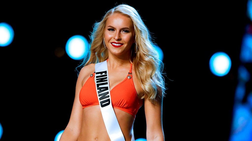 Miss Suomi Alina Voronkova edustaa Suomea viikonloppuna järjestettävissä Miss Universum -kisoissa.