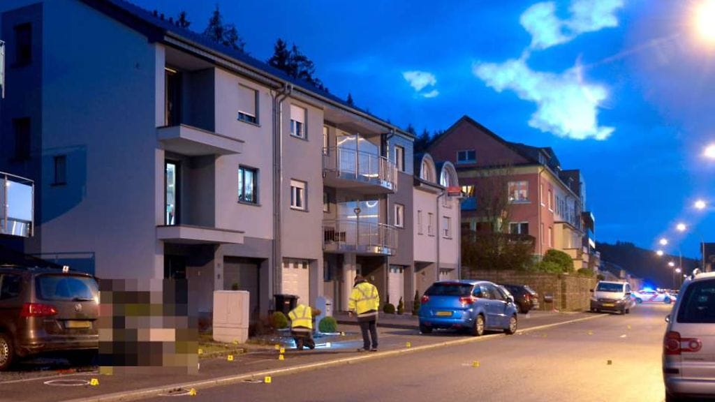 Mies tappoi 2-vuotiaan lapsensa Luxembourgissa ajamalla hänen päälleen autollaan. Neljä muuta joutui sairaalaan.