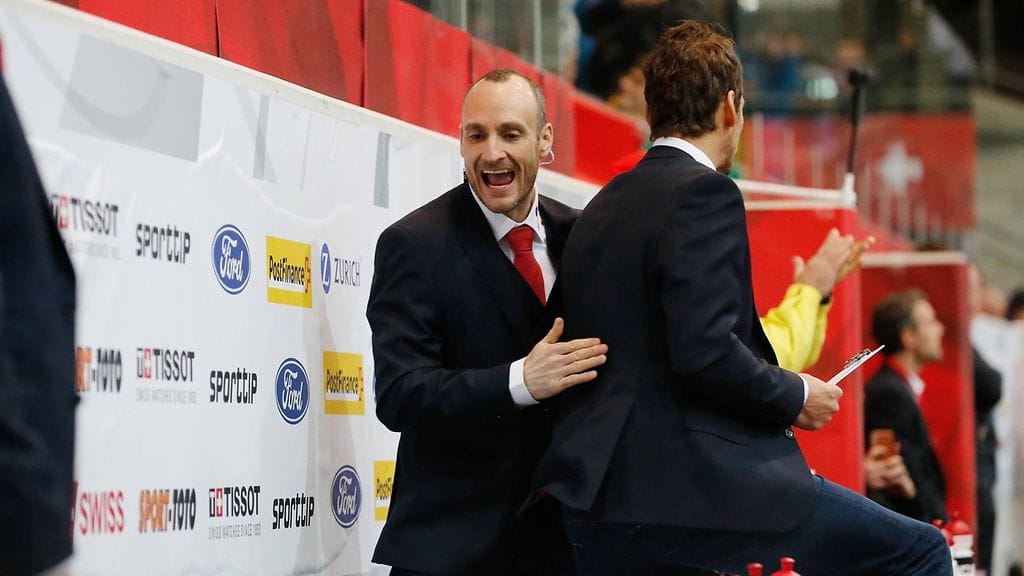 Sveitsin päävalmentaja Christian Wohlwend lähtee kaatamaan joukkoineen Suomea nuorten MM-kisojen välieräpelissä.