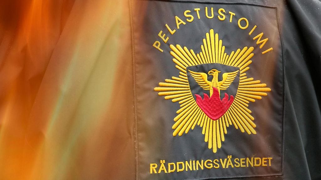 Teollisuushalli syttyi tuleen Pyhäjärvellä Pohjois-Pohjanmaalla Hallikankaantiellä lähellä kaupungin keskustaa. Kuvituskuva.