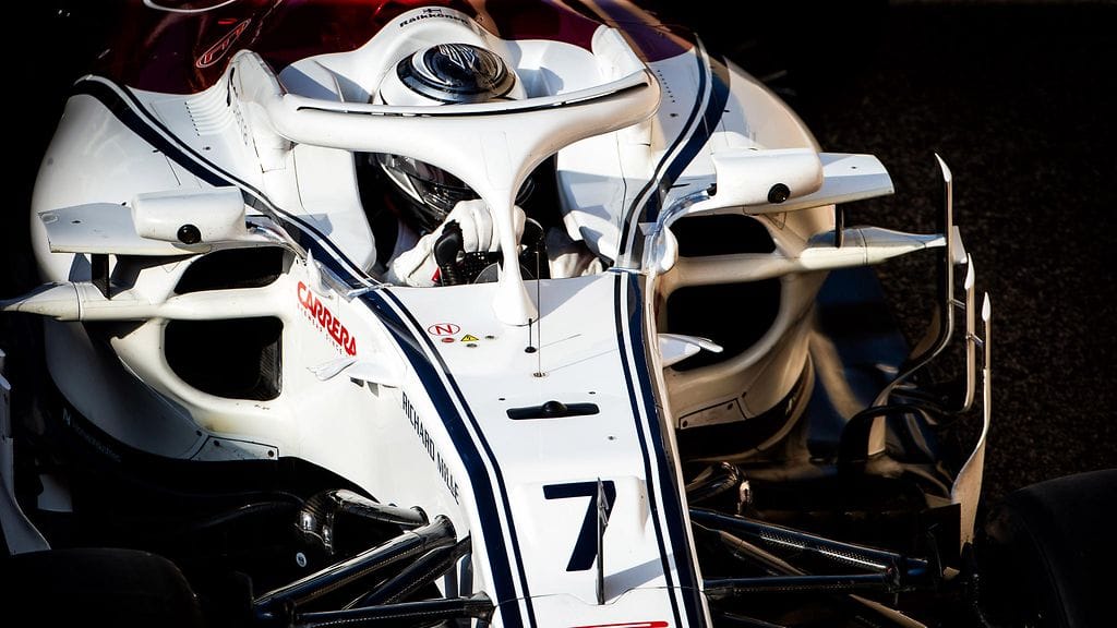 Kimi Räikkönen Sauber-autossa Abu Dhabissa viime marraskuussa.