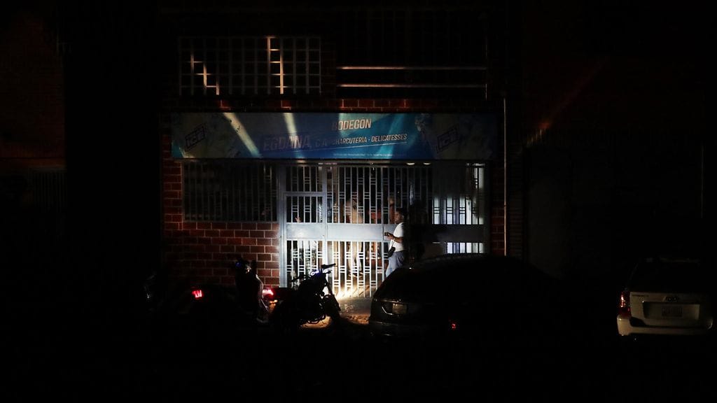 Useissa Venezuelan kaupungeissa on kärsitty sähkökatkoksista.