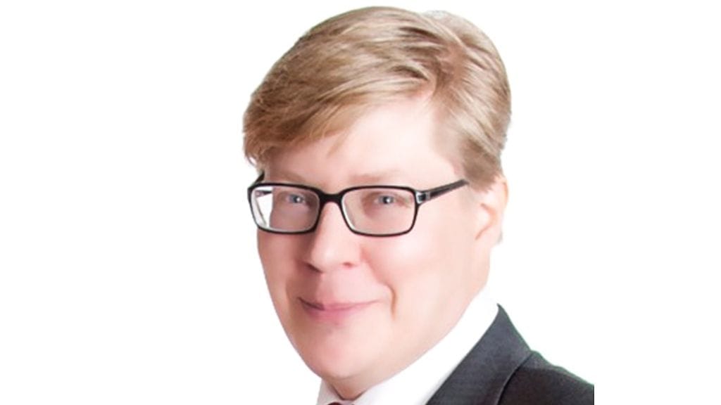 Filosofian tohtori, tähtitieteilijä Tomi Hyvönen kertoo mykistyneensä nähtyään mustasta aukosta otetun kuvan ensimmäistä kertaa.