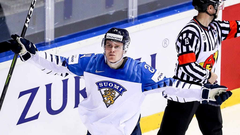 Kaapo Kakko kerää suurta suitsutusta.