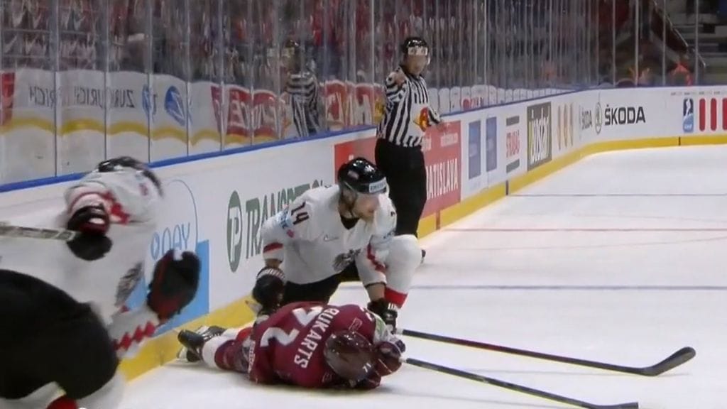 Patrick Peter taklasi rumasti Robert Bukartsia.