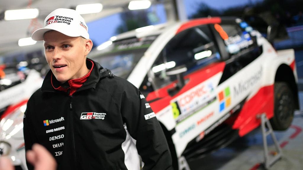 Ott Tänak juhli Chilen MM-rallin voittoa.