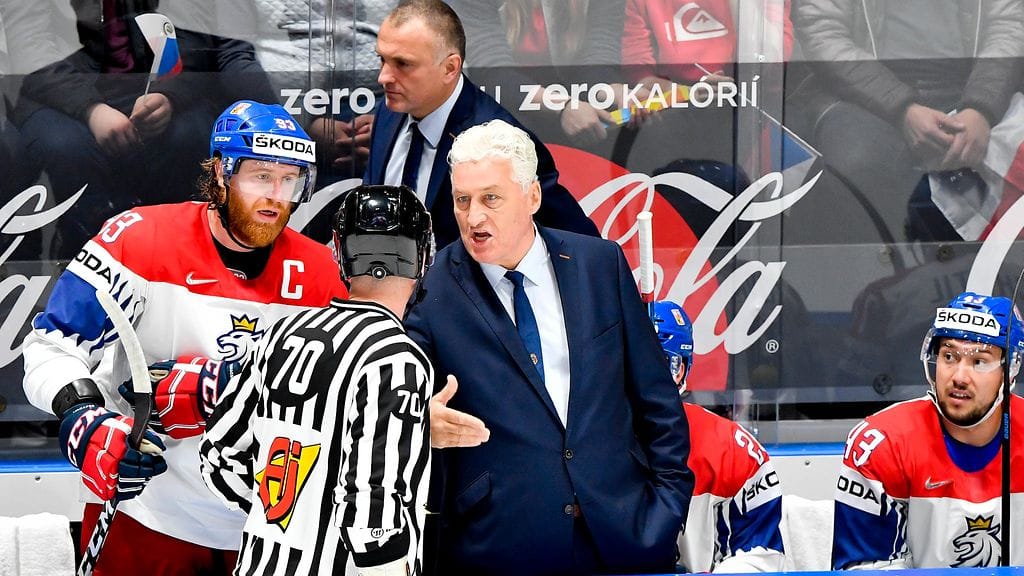 Päätuomarien kypäriin kiinnitetty kamera on vienyt MM-kisojen katsojat keskelle pelin tapahtumia.