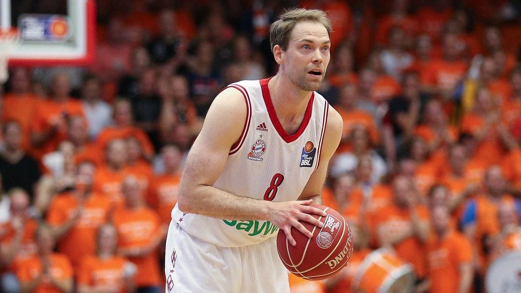 Petteri Koposella on hyvät mahdollisuudet päästä juhlimaan Saksan mestaruutta.