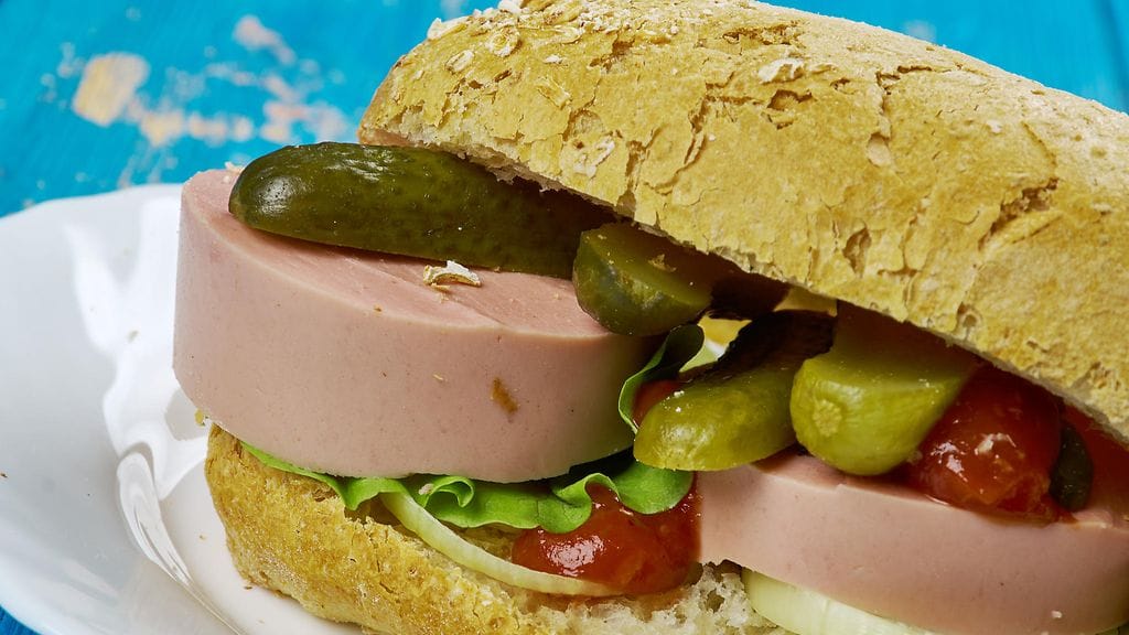 Porilaisen tuunatussa versiossa on käytetty leipänä sämpylää.