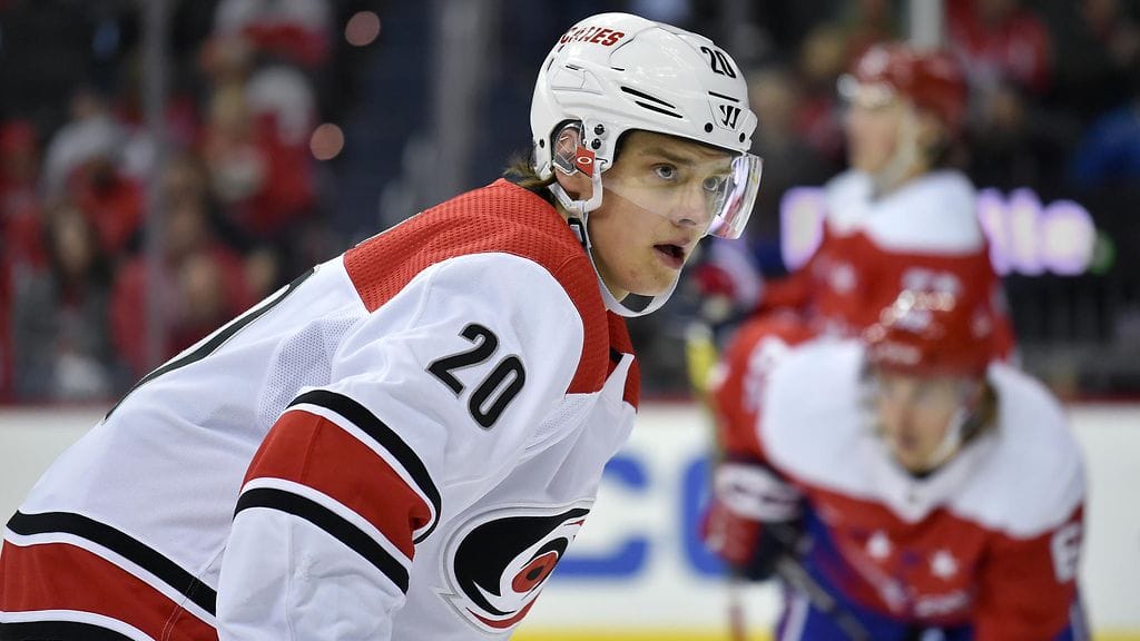 Jatkuuko Sebastian Ahon NHL-ura Carolinassa?