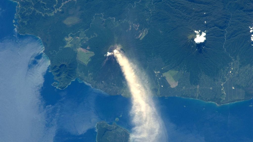 Ulawun-tulivuori purkautui Papua-Uudessa-Guineassa.