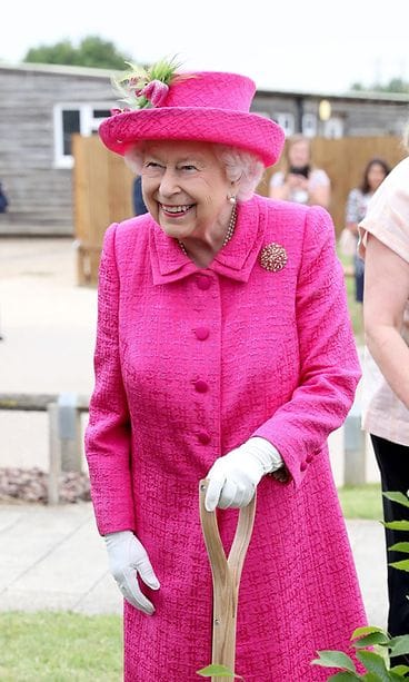 kuningatar Elisabet lapiohommissa (1)