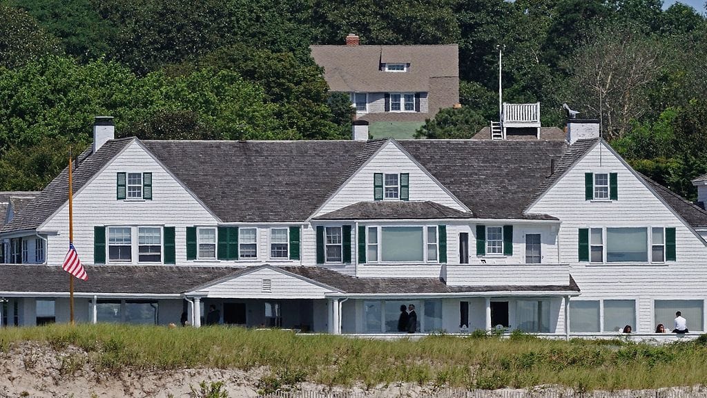 Saoirse Kennedy Hill menehtyi Kennedyn suvun tilalla Hyannis Portissa Massachusettsissa.