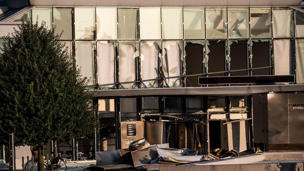 Räjähdys tapahtui veroviraston lähellä viime viikon tiistaina myöhään illalla. Räjähdyspaikan lähellä on myös Nordhavnin paikallisjuna-asema.