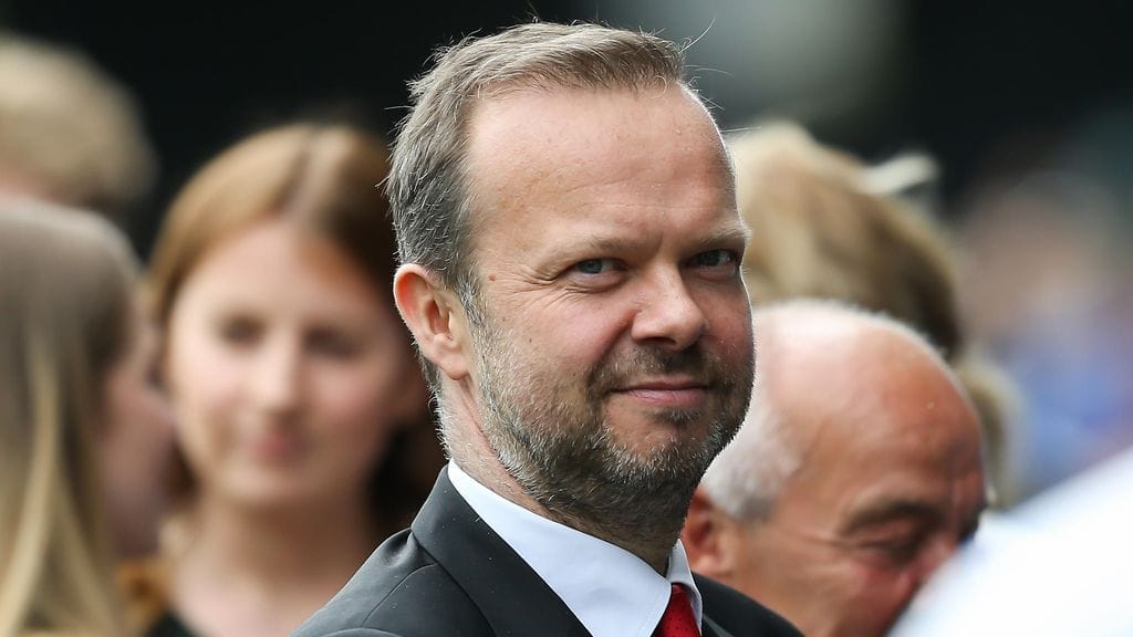 Manchester Unitedin fani vaati potkuja seuran toimitusjohtaja Ed Woodwardille.