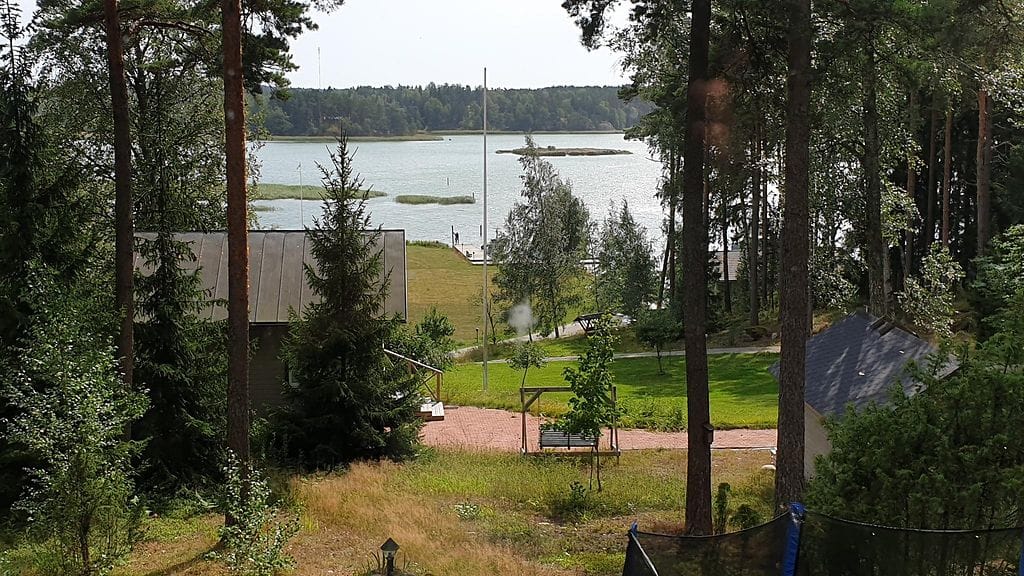 airiston helmi tontti