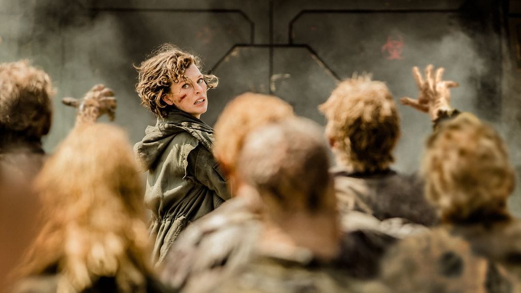 Milla Jovovichin sijaisnäyttelijä joutui hurjaan onnettomuuteen vuonna 2015. Kuvassa Jovovich Resident Evil: The Final Chapter -elokuvassa.