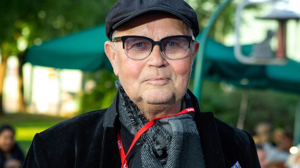 Laulaja Timo Kojo kertoo avoimesti elämänsä ylä- ja alamäistä tuoreessa elämäkerrassaan.