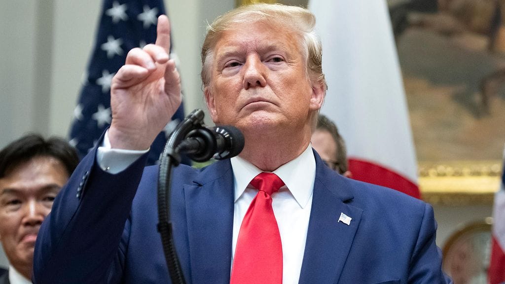 Trump sanoi tänään, että yksi ryhmä maahan jäävistä Yhdysvaltain joukoista on sijoitettu Jordanian-vastaisen rajan läheisyyteen ja loput turvaavat öljykenttiä.