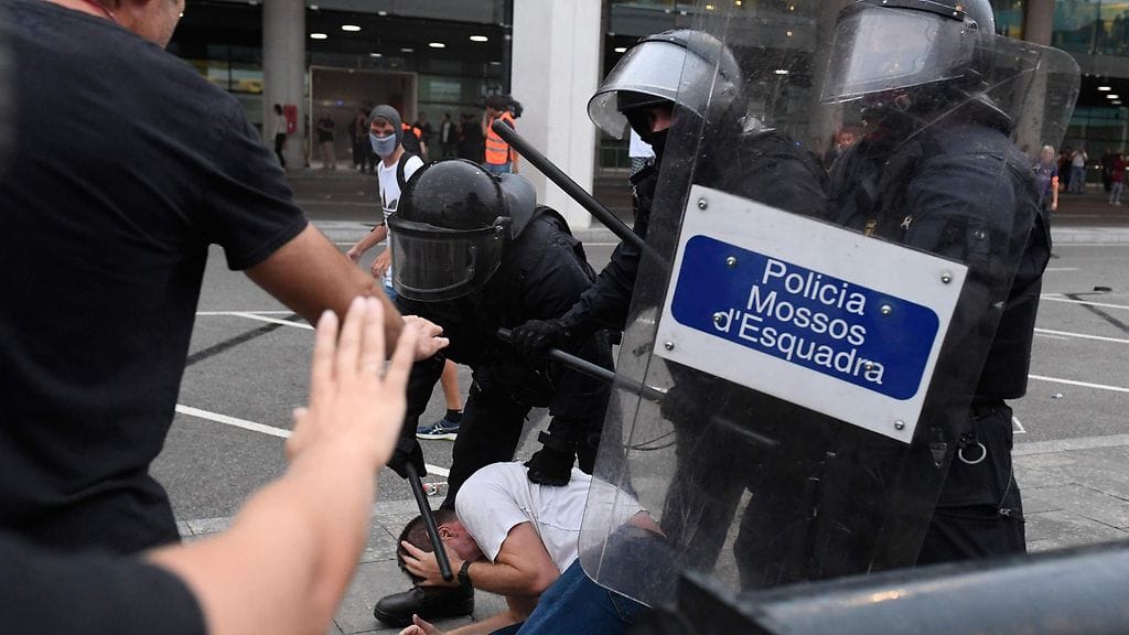 LK, Barcelona, mielenosoitus, Espanja2