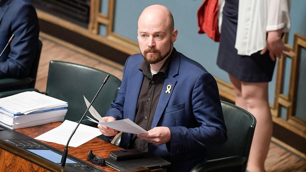 Keskustan Mikko Kärnä on toisen kauden kansanedustaja.