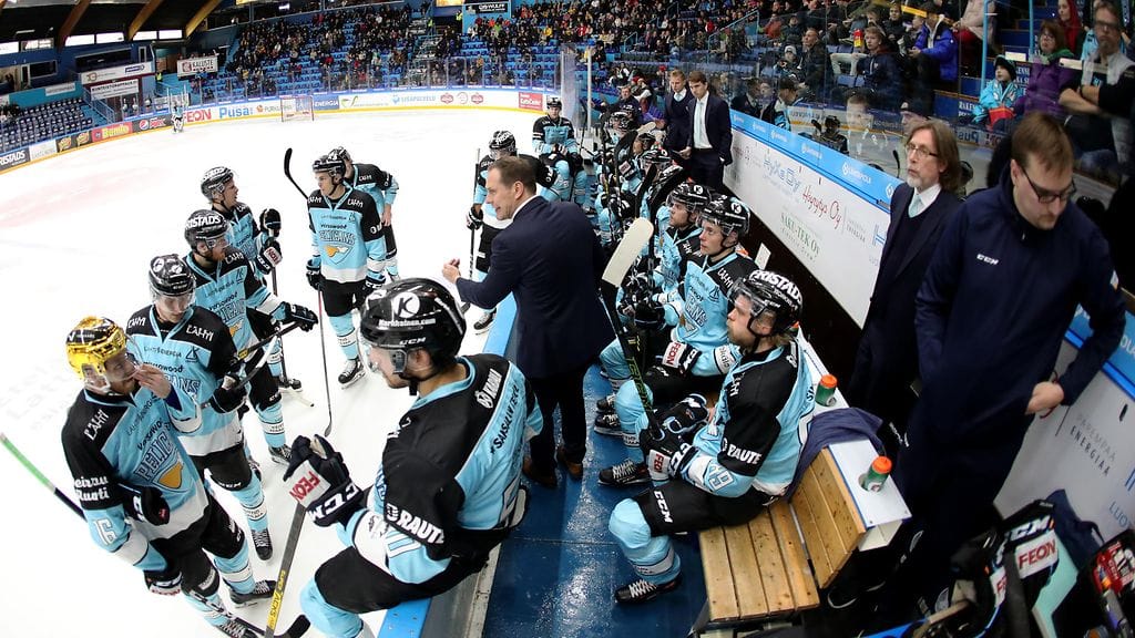 Pelicansin lokakuu on ollut harmaa.