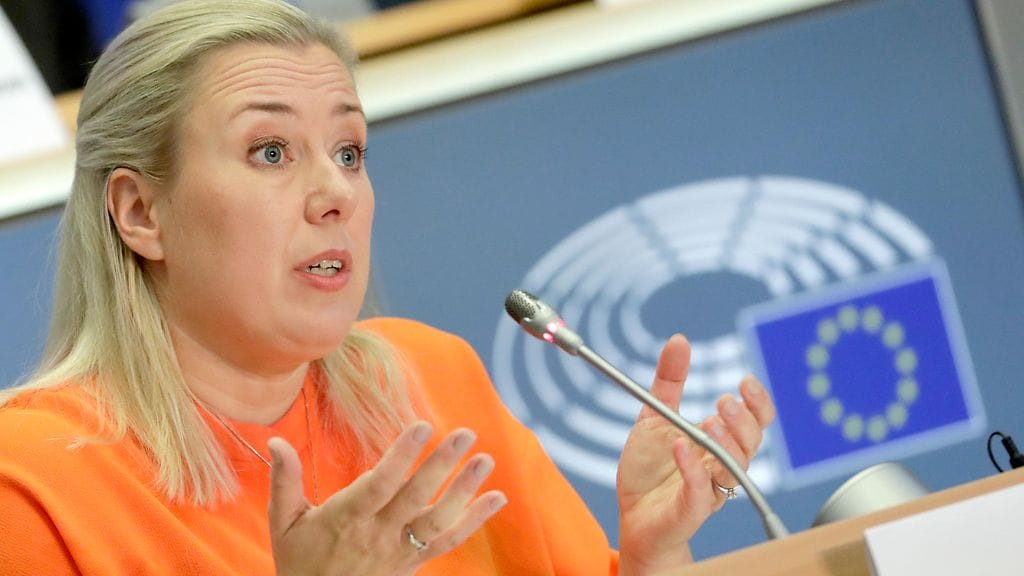 Jutta Urpilainen kävi EU:n parlamentin kuultavana syyskuussa ennen valintaansa komissaariehdokkaaksi.