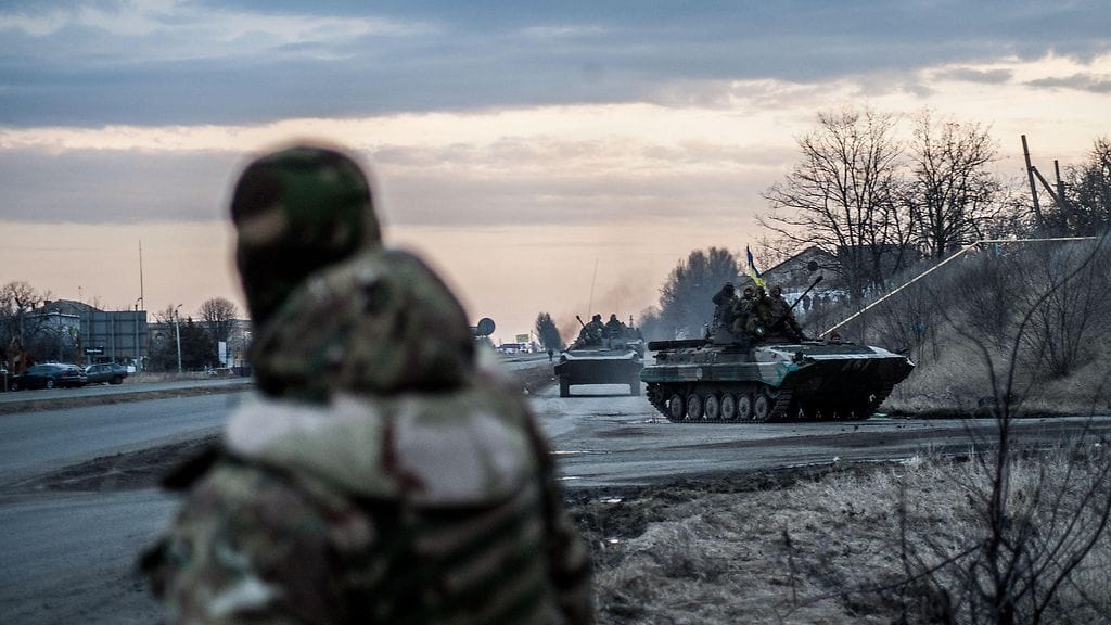 Kuvituskuva. Ukrainan joukkoja Itä-Ukrainassa maaliskuussa 2015.