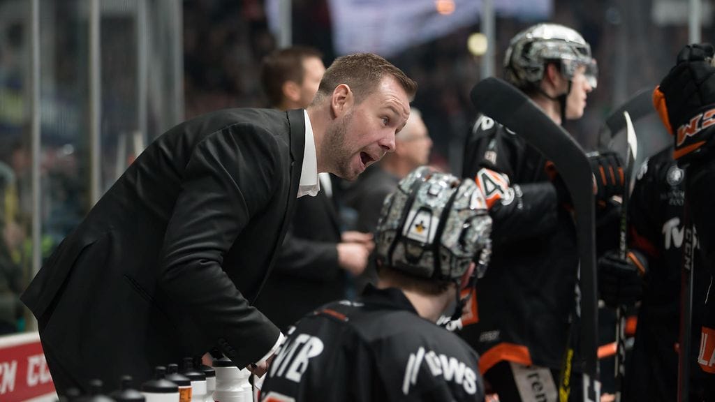 Tiilikainen on valmentanut kaksi viimeisintä kautta Löwen Frankfurtia Saksan toiseksi korkeimmalla sarjatasolla.