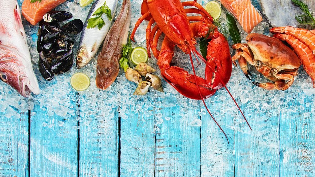 Kotimaisen kalan lisäksi ruokakaupoista ostetaan nyt myös monipuolisesti äyriäisiä.